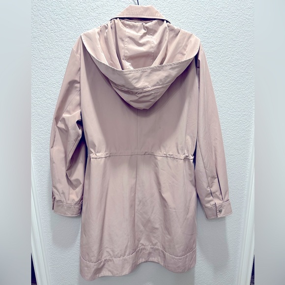 Kristen Blake hooded rain jacket. Size XL. Blush pink. - Picture 3 of 5
